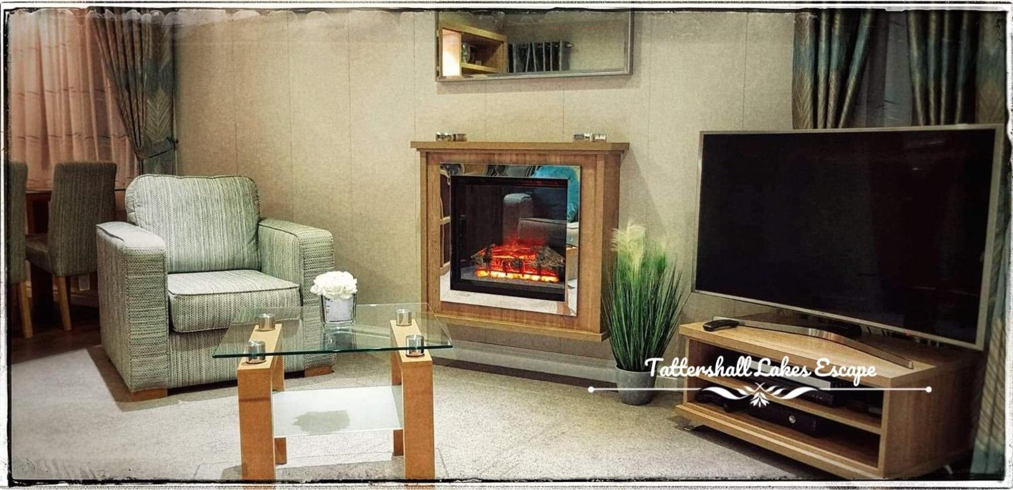 Meridian Tattershall Lakes Escape - Lakeside Lodge Caravan With A Fishing Peg Luxury Hot Tub Exterior foto